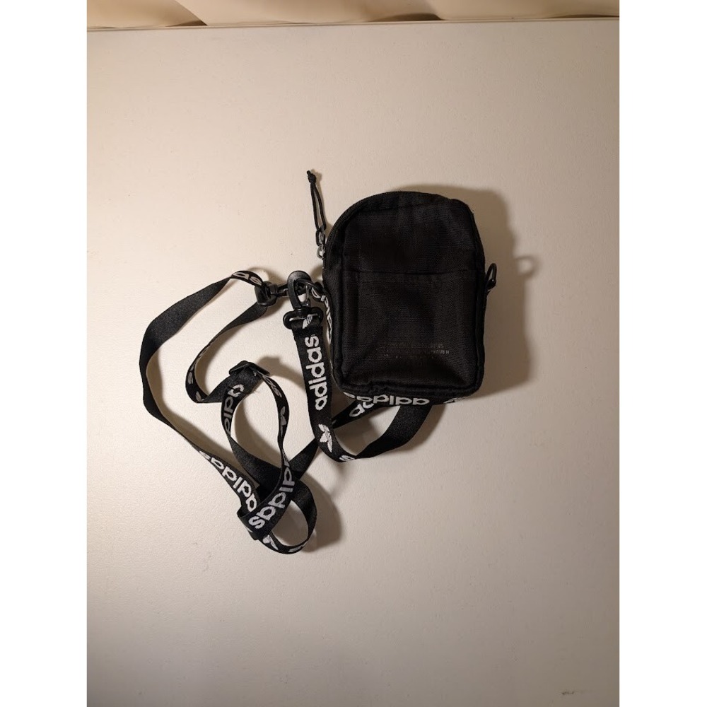 Adidas Trefoil Crossbody Bag – Black, Adjustable Strap‎ - Picture 3 of 3